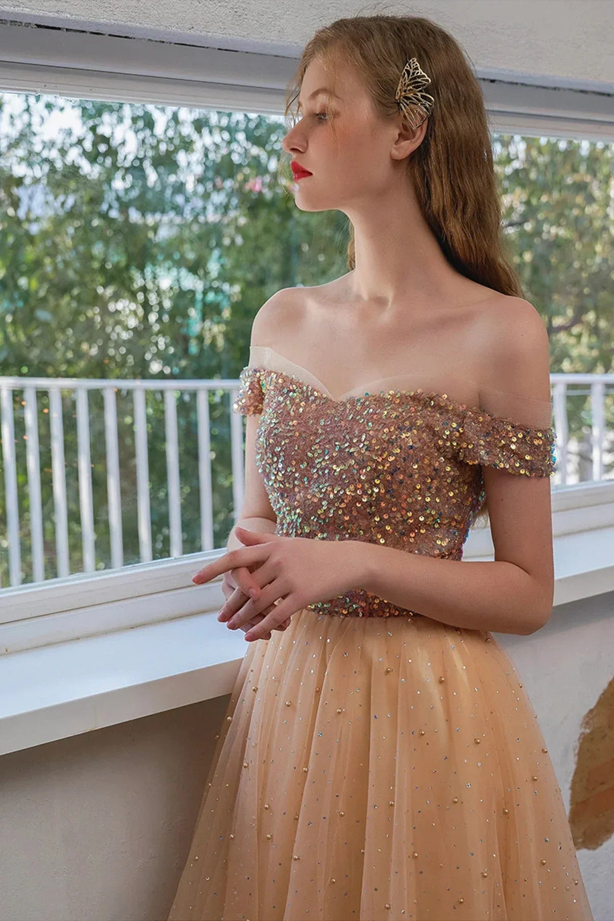 Graceful A-line Off the Shoulder Sleeveless Tulle Tea-Length Prom Dress