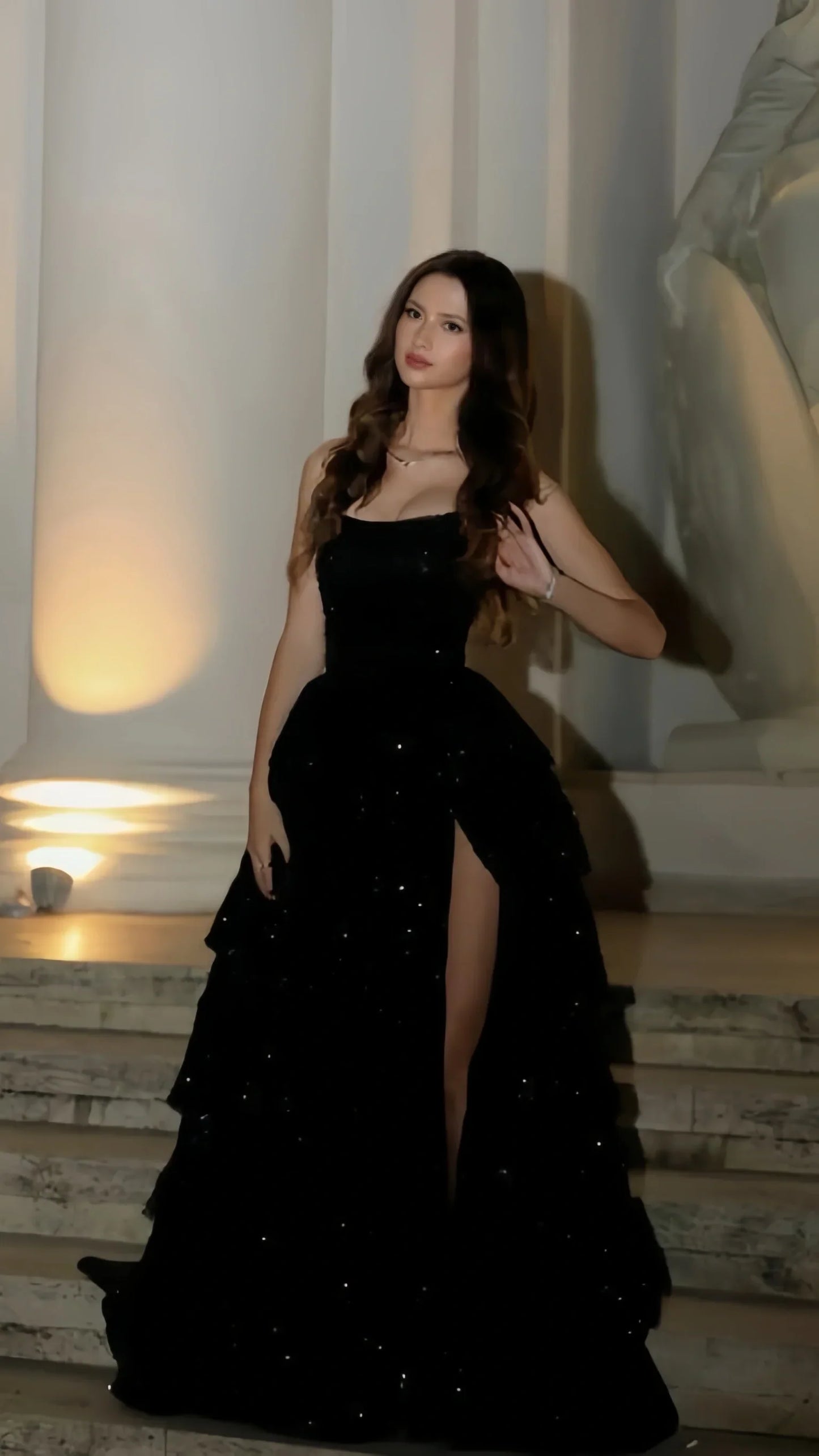 Luxury A-Line Boat Neck Sleeveless Lace Up Sweep/Brush Train Ruffle Prom Dress