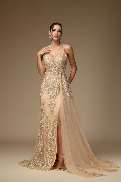 Luxury Sheath/Column V Neck Sleeveless Lace Sweep/Brush Train Prom Dress