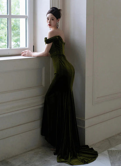 Green Mermaid Sweetheart Off Shoulder Formal Dress