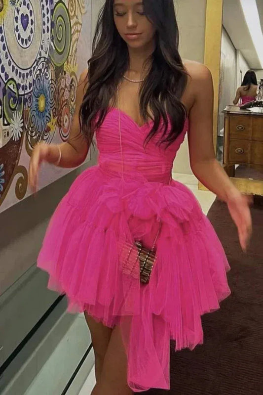 Playful A-line Sweetheart Tulle Ruffle Mini Party Dress Homecoming Dress