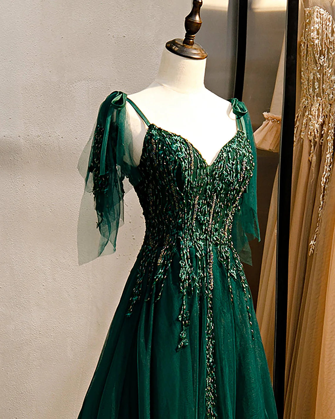 Shinny Spaghetti Straps Prom Dress With Floor Length