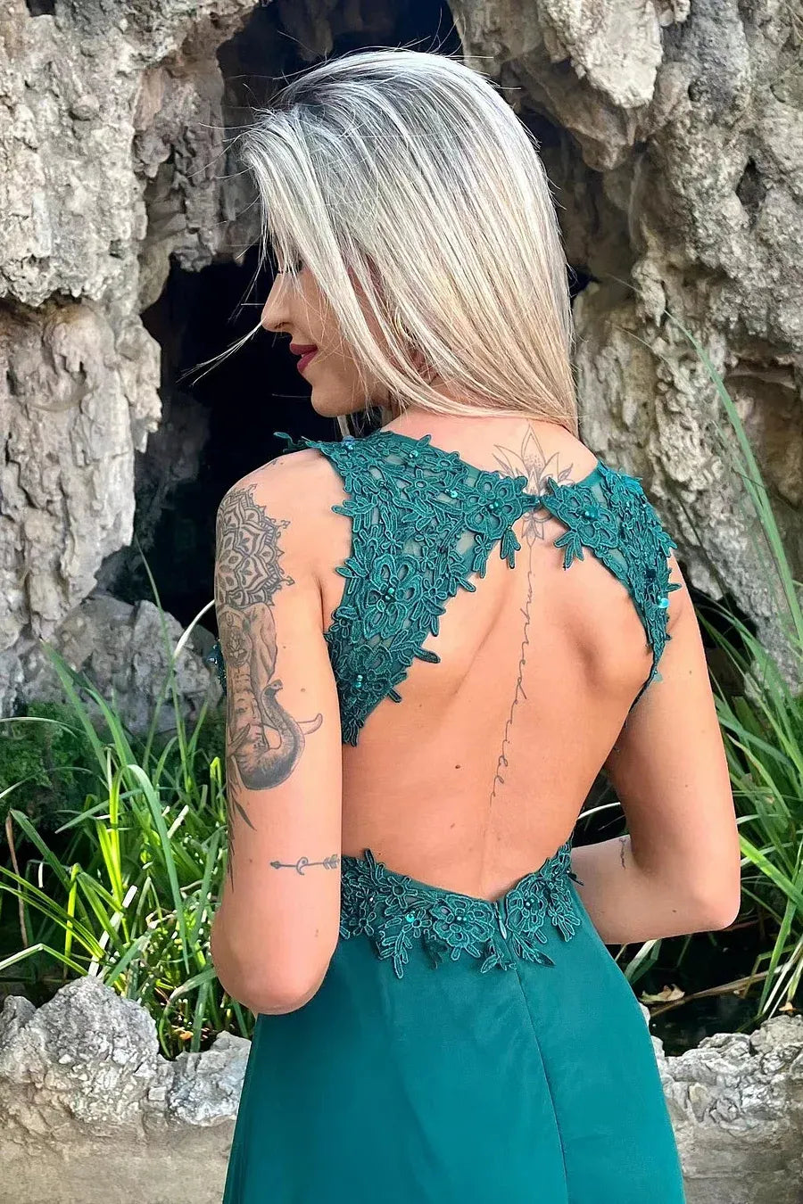 Vintage A-Line V Neck Sleeveless Backless Floor-Length Prom Dress