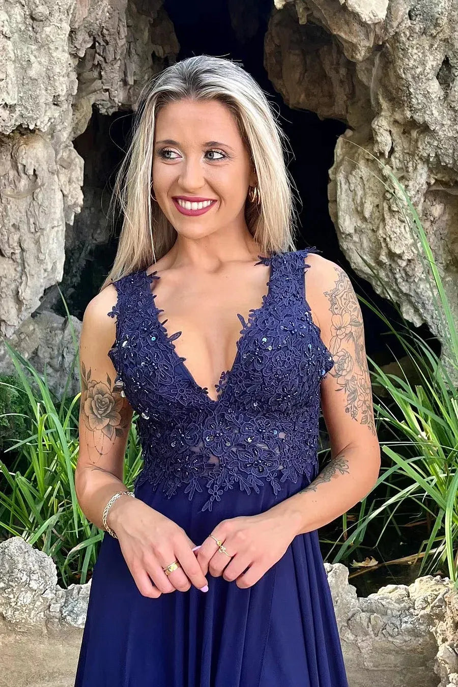 Vintage A-Line V Neck Sleeveless Backless Floor-Length Prom Dress