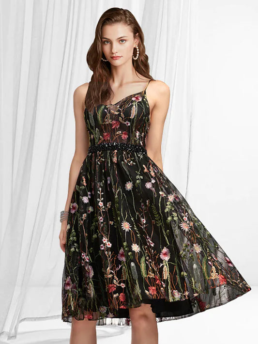 A-Line Cocktail Dresses Boho Dress Homecoming Knee Length Sleeveless V Neck Lace
