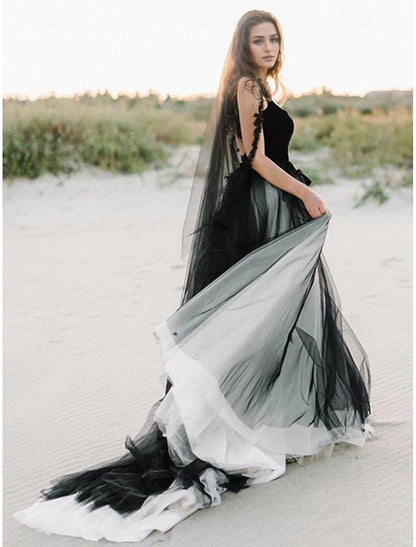 Beach Boho Black Wedding Dresses Ball Gown Square Neck Spaghetti Strap Sleeveless Court Train Lace Bridal Gowns