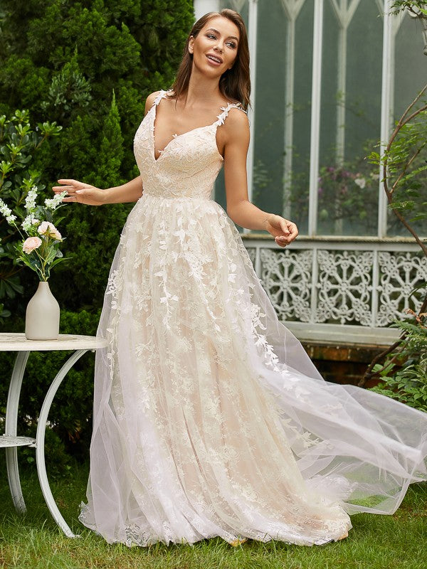 Tulle Lace V-neck Sleeveless Sweep/Brush Train Dresses