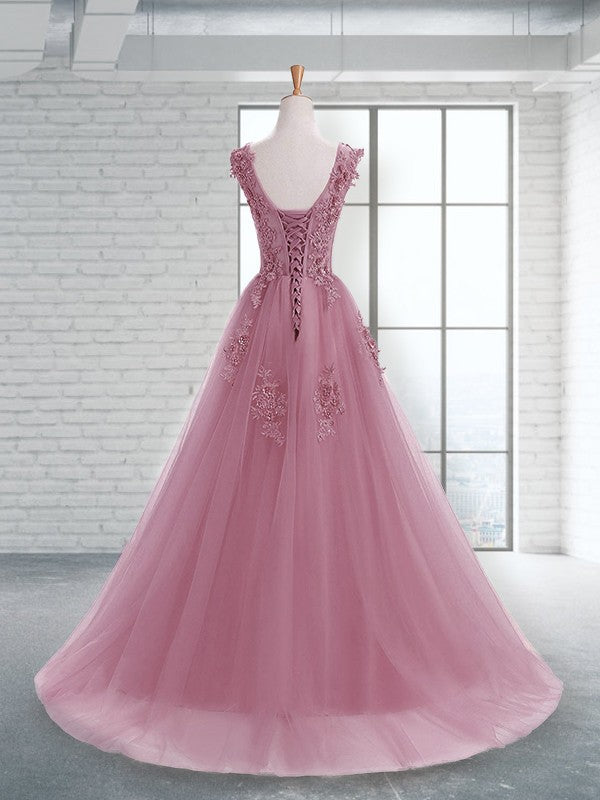 Scoop Sleeveless Sweep/Brush Train Applique Tulle Dresses