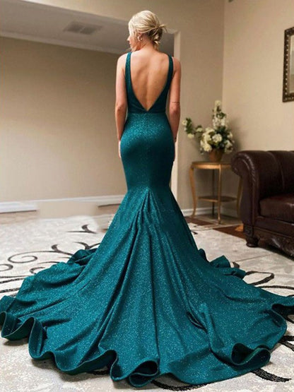 Ruffles V-neck Sleeveless Court Train Dresses