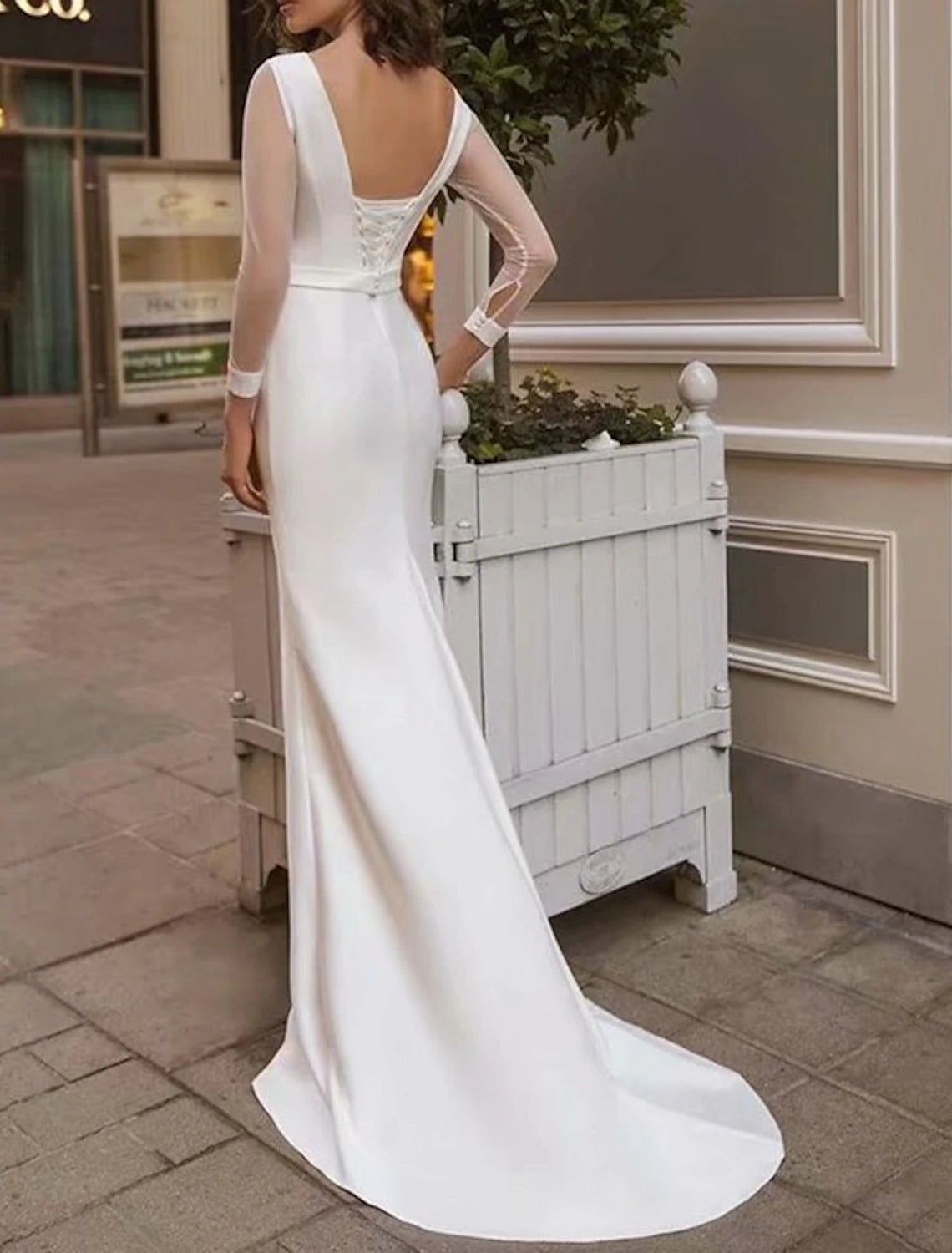 Reception Royal Style Simple Wedding Dresses Mermaid / Trumpet Scoop Neck Long Sleeve Sweep / Brush Train Satin Bridal Gowns